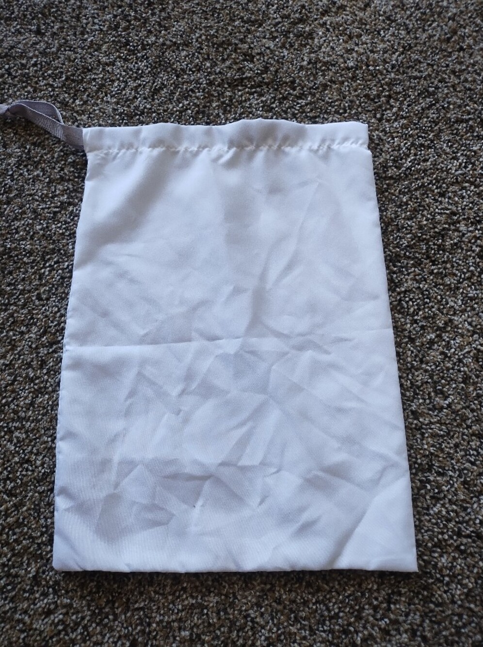Jimmy Choo White Drawstring Dust Pouch - Picture 5 of 5